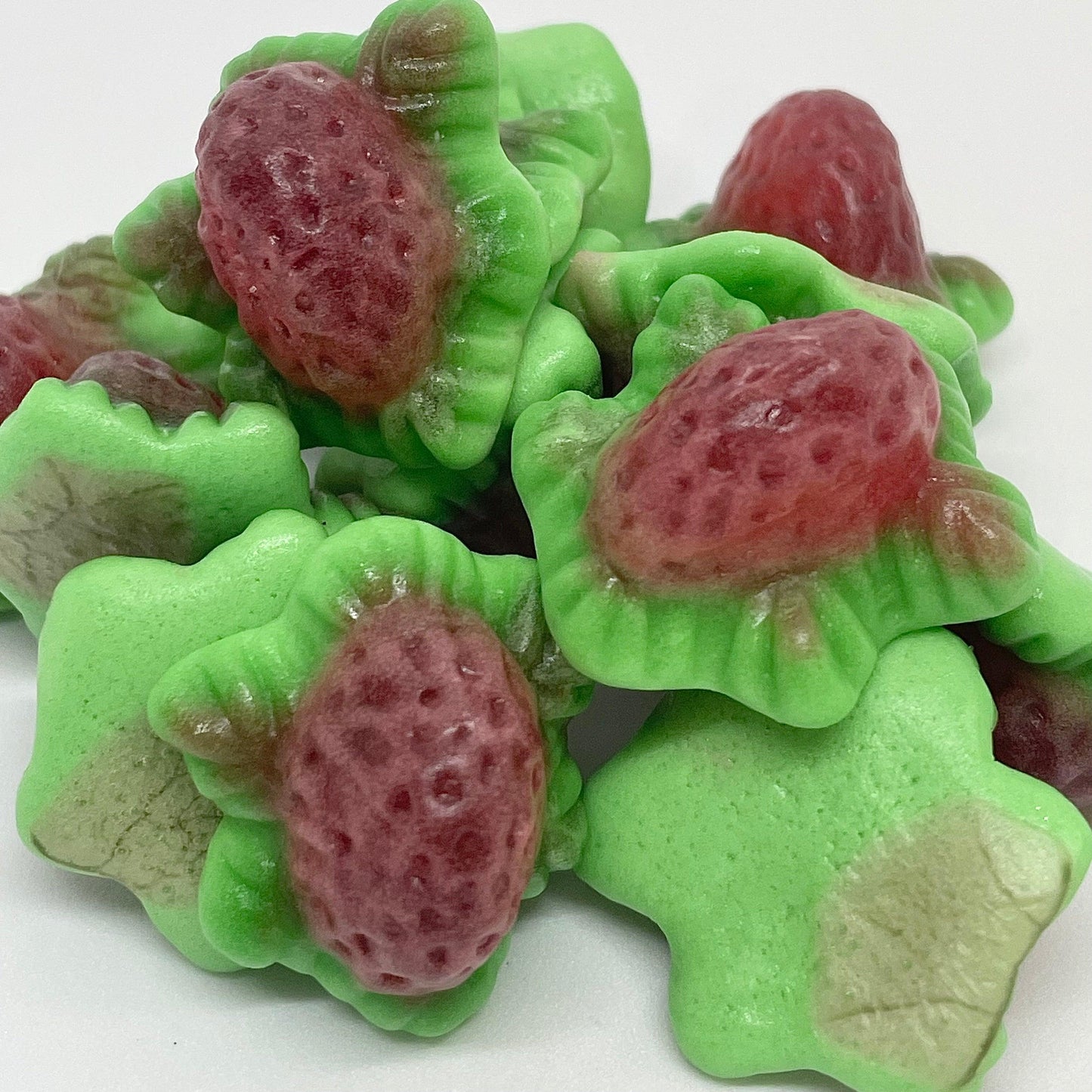 Delight your taste buds with Jelly Filled Strawberries. These delicious sweets may look like strawberries, but they have a surprise in the middle - a burst of juicy jelly! With the perfect blend of fruity and sweet flavours, you'll keep coming back for more.